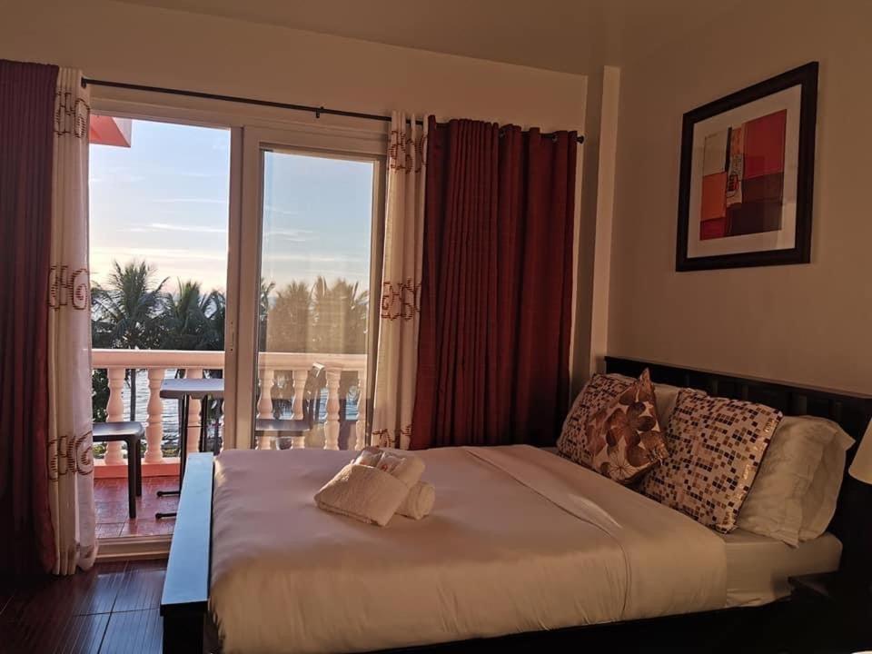 Amboy Hometel Basco Kültér fotó